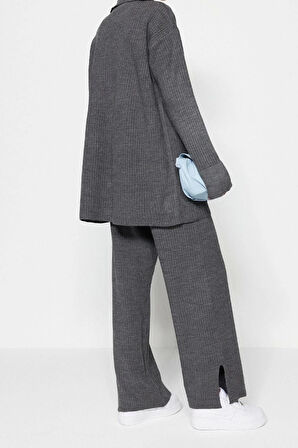 Kadın Moda Şık Geniş Paça Regular Boy Uzun Kollu Yırtmaç Detaylı Hırka-Pantolon Triko Takım