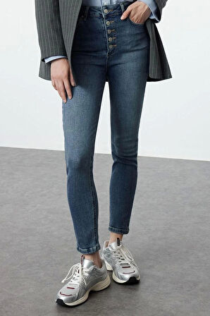 Kadın Moda Şık Kot Pantolon Dar Paça Regular Boy Denim Önden Düğmeli Yüksek Bel Skinny Jeans