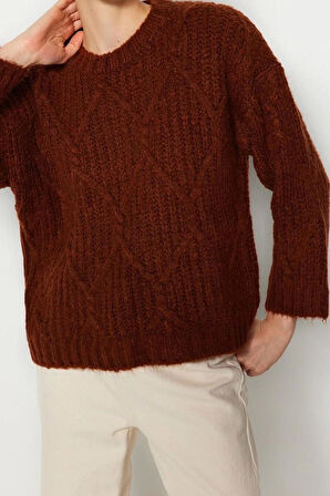 Kadın Moda Şık Bisiklet Yaka Standart Kol Regular Geniş Kalıp Yumuşak Dokulu Triko Kazak