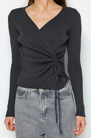 Kadın Moda Şık Kruvaze Standart Kol Regular Büzgü Detaylı Triko Kazak