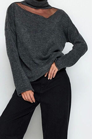 Kadın Moda Şık Regular Balıkçı Yaka Uzun Kol Düz Yumuşak Dokulu Tül Detaylı Triko Kazak