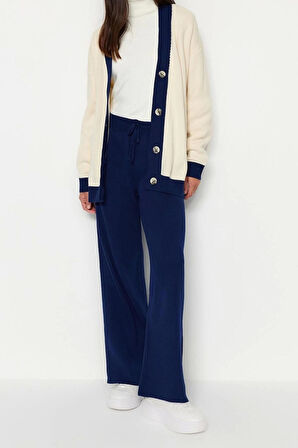 Kadın Moda Şık Geniş Paça Regular Boy Uzun Kollu Şerit Detaylı Hırka-Pantolon Triko Takım