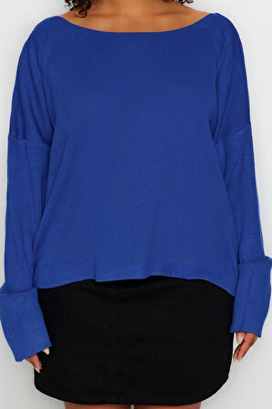 Kadın Büyük Beden Moda Şık Regular Bisiklet Yaka Uzun Kol Düz Sırtı Çapraz Bant Detaylı Triko Kazak