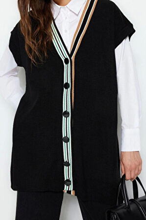 Kadın Tesettür Moda Şık Midi V Yaka Uzun Kol Renk Bloklu Yakası Şerit Detaylı Triko Süveter