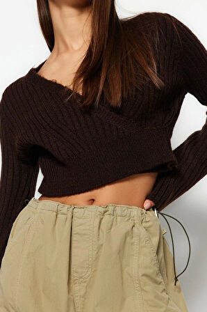 Kadın Moda Şık Kruvaze Standart Kol Crop Yumuşak Dokulu Triko Kazak