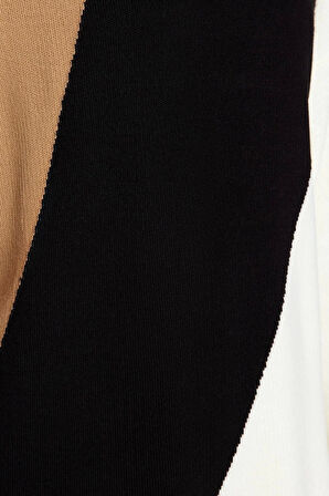 Kadın Tesettür Moda Şık Regular Dik Yaka Uzun Kol Renk Bloklu Dik Yaka Triko Kazak