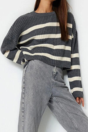 Kadın Moda Şık Crop Bisiklet Yaka Uzun Kol Çizgili Crop Triko Kazak