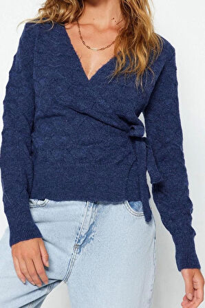 Kadın Moda Şık Kruvaze Standart Kol Regular Yumuşak Dokulu Yaka Triko Kazak