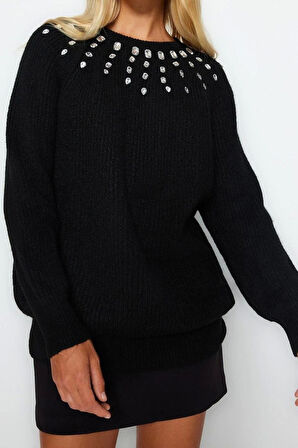 Kadın Moda Şık Bisiklet Yaka Standart Kol Regular Yumuşak Dokulu Taş Detaylı Triko Kazak