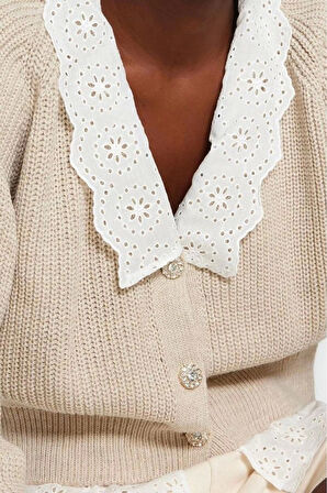 Kadın Moda Şık Regular V Yaka Regular Crop Dokuma Garni Detaylı V Yaka Triko Hırka