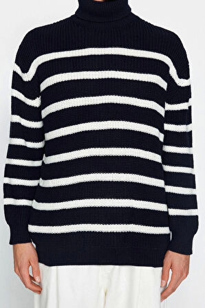 Erkek Moda Şık Balıkçı Yaka Düşük Kol Regular Casual Çizgili Triko Kazak