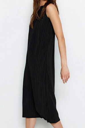 Kadın Moda Şık Midi Boy Halter Yaka Relaxed Shift Düz Sıfır Kol Piliseli Örme Elbise