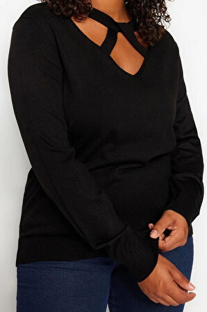 Kadın Büyük Beden Moda Şık Regular V Yaka Uzun Kol Düz Pencere Cut Out Detaylı Triko Kazak