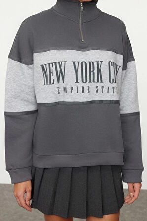 Kadın Moda Regular Fermuarlı Yaka Düşük Kol Regular Basic Baskılı Kalın İçi Polarlı Örme Sweatshirt