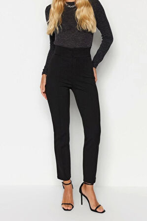 Kadın Dar Paça Uzun Boy Örme Toparlayıcı Yüksek Bel Nervürlü Beli Lastikli Slim Fit Kalın Pantolon