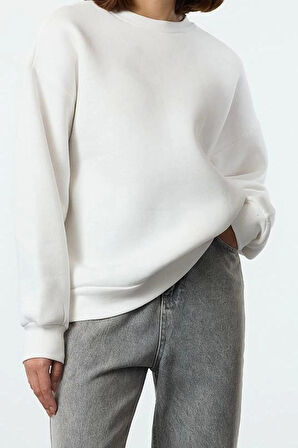 Kadın Moda Oversize Bisiklet Yaka Düşük Kol Uzun Rahat Kesim Basic Kalın İçi polarlı Örme Sweatshirt