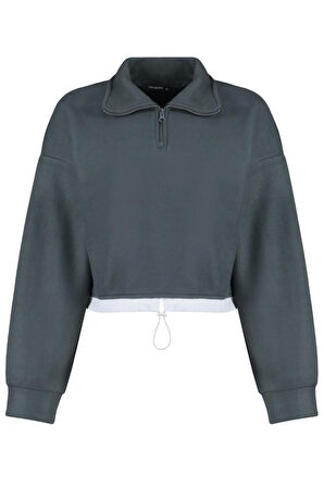 Kadın Crop Polo Yaka Standart Kol Crop Paraşüt Polo Yaka Fermuarlı Stoperli Polar Örme Sweatshirt