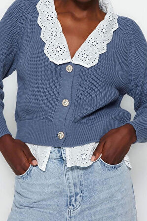 Kadın Moda Şık V Yaka Reglan Kol Regular Crop Dokuma Garni Detaylı Triko Hırka