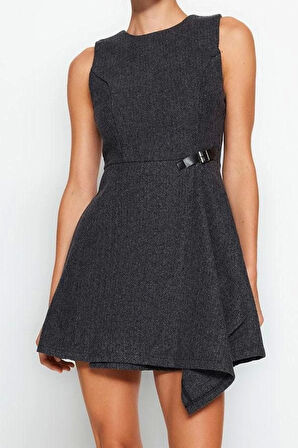 Kadın Moda Şık Mini Boy Bisiklet Yaka Regular A Kesim Eteği Asimetrik Dokuma Elbise