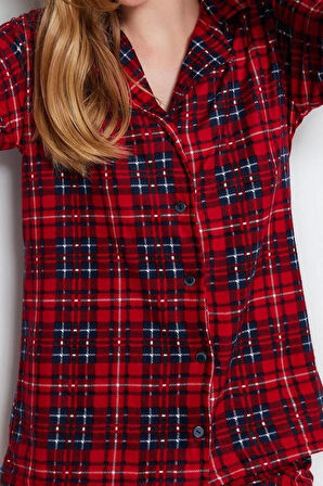 Kadın Polyester Gömlek Yaka Uzun Kol Yumuşak Hissiyatlı Ekoseli Uyku Bantlı Örme Pijama Takımı