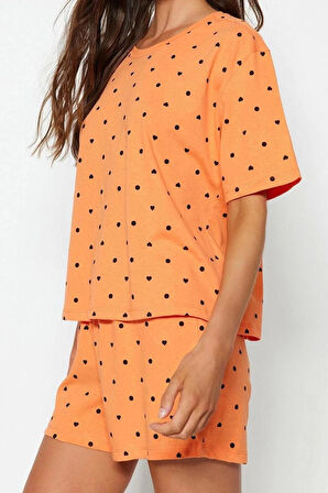 Kadın Bisiklet Yaka Boru Paça Kısa Kol %100 Pamuklu Kalp Desenli T-shirt-Şort Örme Pijama Takımı
