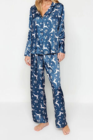 Kadın Boru Paça Uzun Kol Lacivert- Yılbaşı Temalı Saten Gömlek-Pantolon Dokuma Pijama Takımı