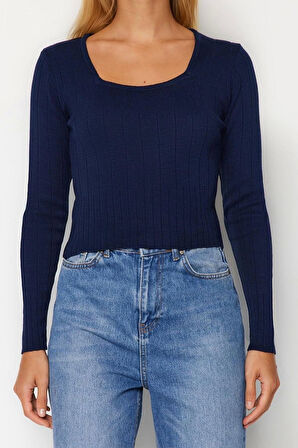 Kadın Moda Şık Kare Yaka Standart Kol Crop Triko Kazak