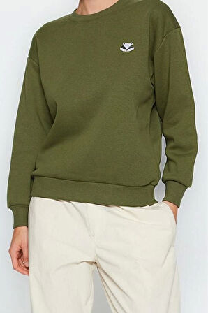 Kadın Bisiklet Yaka Standart Kol Animal Nakışlı Normal Kalıp Kalın İçi Polarlı Örme Sweatshirt