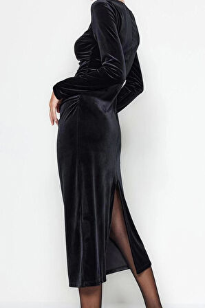 Kadın Moda Şık Midi Boy Kayık Yaka Slim Kadife Büzgülü Fitted Vücuda Oturan Esnek Örme Elbise