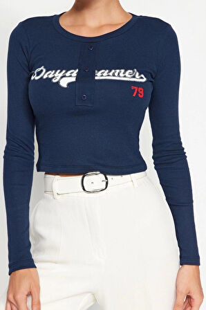 Kadın Şık Crop Bisiklet Yaka Slim Kalıp Örme Slogan Baskılı Fitted Vücuda Oturan Esnek Ribana Bluz