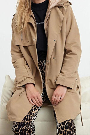 Kadın Moda Şık Oversize Kapüşonlu Yaka Uzun Düz Astarlı Geniş Kesim Kemerli Su İtici Trençkot