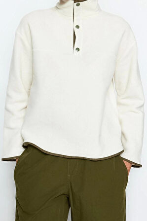 Kadın Moda Şık Regular Dik Yaka Düşük Kol Regular Çıtçıtlı Normal Kalıp Cepli Polar Örme Sweatshirt