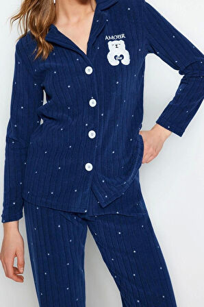 Kadın Moda Gömlek Yaka Boru Paça Uzun Kol Puantiyeli Hayvan Baskılı Polar Kışlık Örme Pijama Takımı