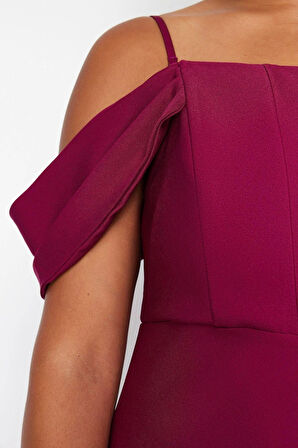 Kadın Moda Şık Büyük Beden Midi Boy Carmen Yaka Fitted Düz Bodycone Dokuma Büyük Beden Elbise