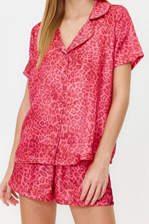 Kadın Polyester Gömlek Yaka Kısa Kol -Siyah Zebra Desenli Saten Gömlek-Şort Dokuma Pijama Takımı