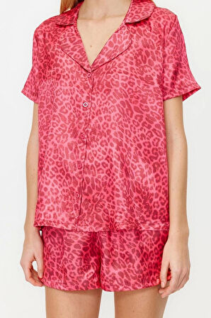 Kadın Polyester Gömlek Yaka Kısa Kol -Siyah Zebra Desenli Saten Gömlek-Şort Dokuma Pijama Takımı
