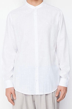 Erkek Moda Uzun Kol Dokuma Beyaz Regular Fit Hakim Yaka Nakış Detaylı %100 Pamuk Gömlek