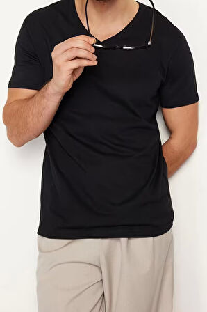 Yeni Sezon Regular %100 Pamuk V Yaka Kısa Kol Düz Desenli Günlük T-Shirt