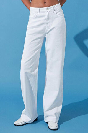 Kadın Moda Şık Kot Pantolon Geniş Paça Regular Boy Denim Beyaz Yüksek Bel Jeans