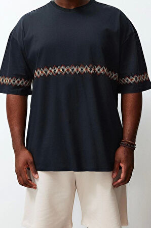 Yeni Sezon Oversize Pamuklu Bisiklet Yaka Kısa Kol Etnik Desenli Günlük Büyük Beden T-Shirt