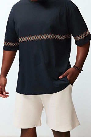 Yeni Sezon Oversize Pamuklu Bisiklet Yaka Kısa Kol Etnik Desenli Günlük Büyük Beden T-Shirt