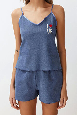 Kadın Pamuklu V Yaka Askılı Kol Pamuklu Dokulu Nakışlı İp Asklı Örme Pijama Takımı
