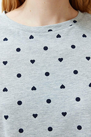 Kadın Bisiklet Yaka Boru Paça Kısa Kol %100 Pamuklu Kalp Desenli T-shirt-Şort Örme Pijama Takımı