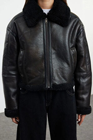 Kadın Moda Şık Oversize Gömlek Yaka Standart Düz Astarsız Peluş Detaylı Biker Ceket Mont