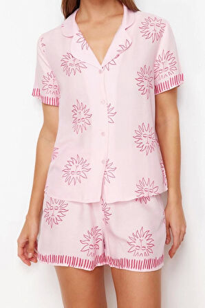 Kadın Moda Şık Gömlek Yaka Geniş Paça Kısa Kol Galaksi Desenli Viskon Dokuma Pijama Takımı