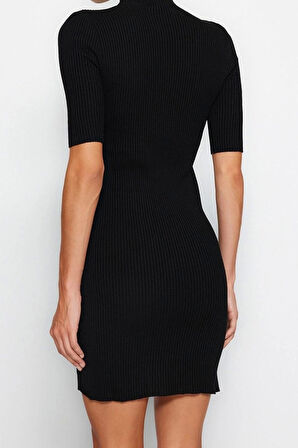 Yeni Fit Casual Günlük Tek Plaka Triko Dik Yaka Kısa Kol Shift Mini Boy Elbise