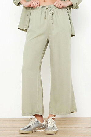 Kadın Moda Şık Kot Pantolon Geniş Paça Regular Boy Denim %100 Doğal Kumaş Lastikli Yüksek Bel Jeans