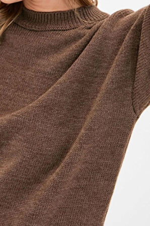 Kadın Tesettür Moda Şık Regular Bisiklet Yaka Uzun Kol Düz Dik Yaka Triko Kazak