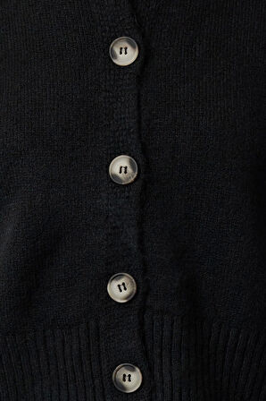 Kadın Moda Şık Crop Bisiklet Yaka Regular Crop Yumuşak Dokulu Düğmeli Triko Hırka