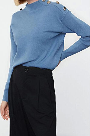 Kadın Moda Şık Bisiklet Yaka Standart Kol Regular Düğme Detaylı Triko Kazak